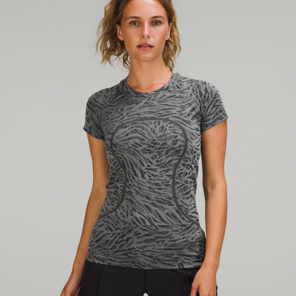 Lululemon Swiftly Tech Short Sleeve Shirt 2.0